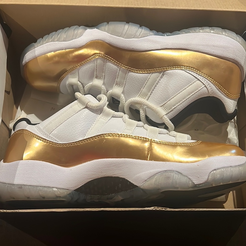 Closing Ceremony Jordan 11 lows